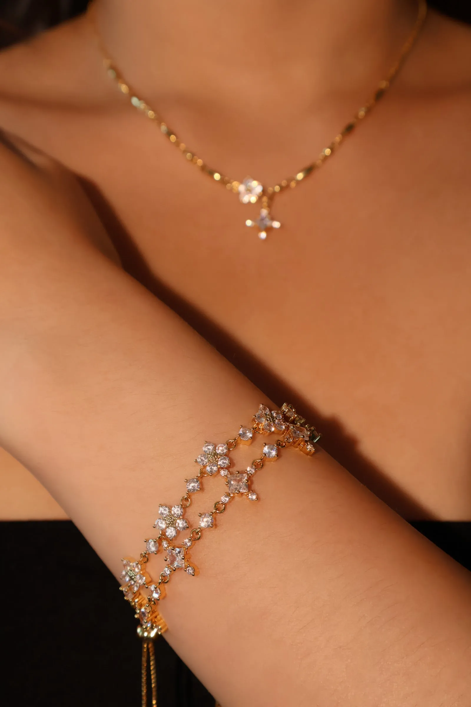 18K Real Gold Plated Multi Diamond Flower Bracelet