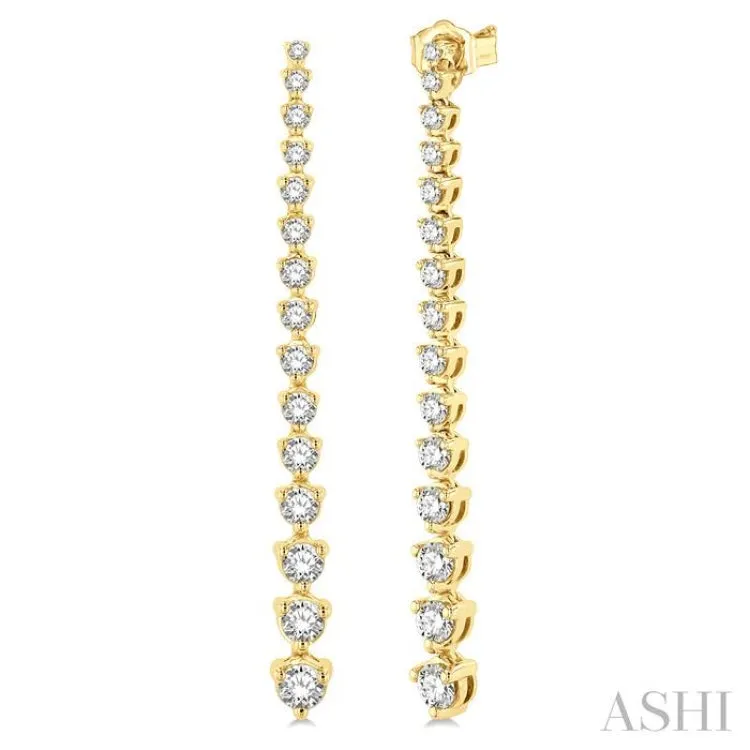 2 Ctw Round Cut Diamond Riviera Drop Earring in 14K Yellow Gold