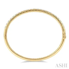 3 Ctw Round Cut Diamond Bangle in 14K Yellow Gold