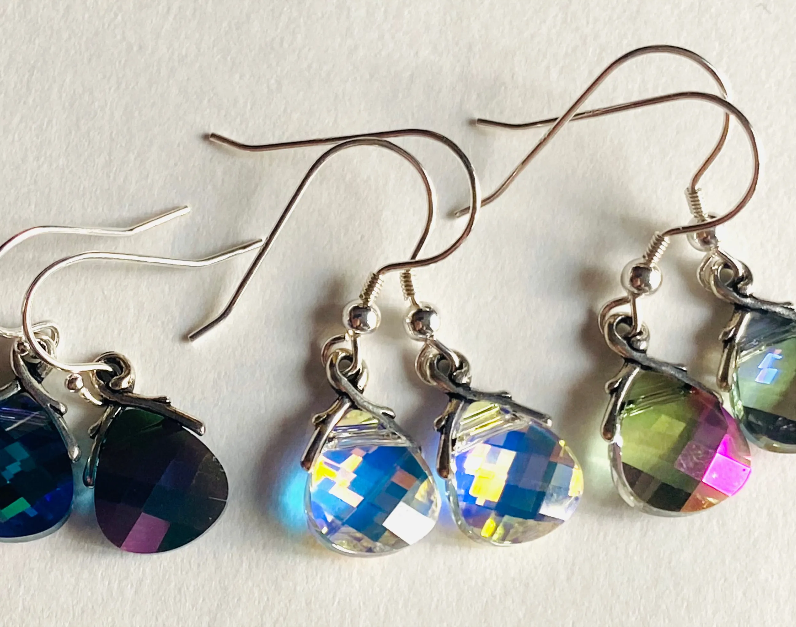 Color Changing Teardrop Beads/ Crystal Dangle Earrings