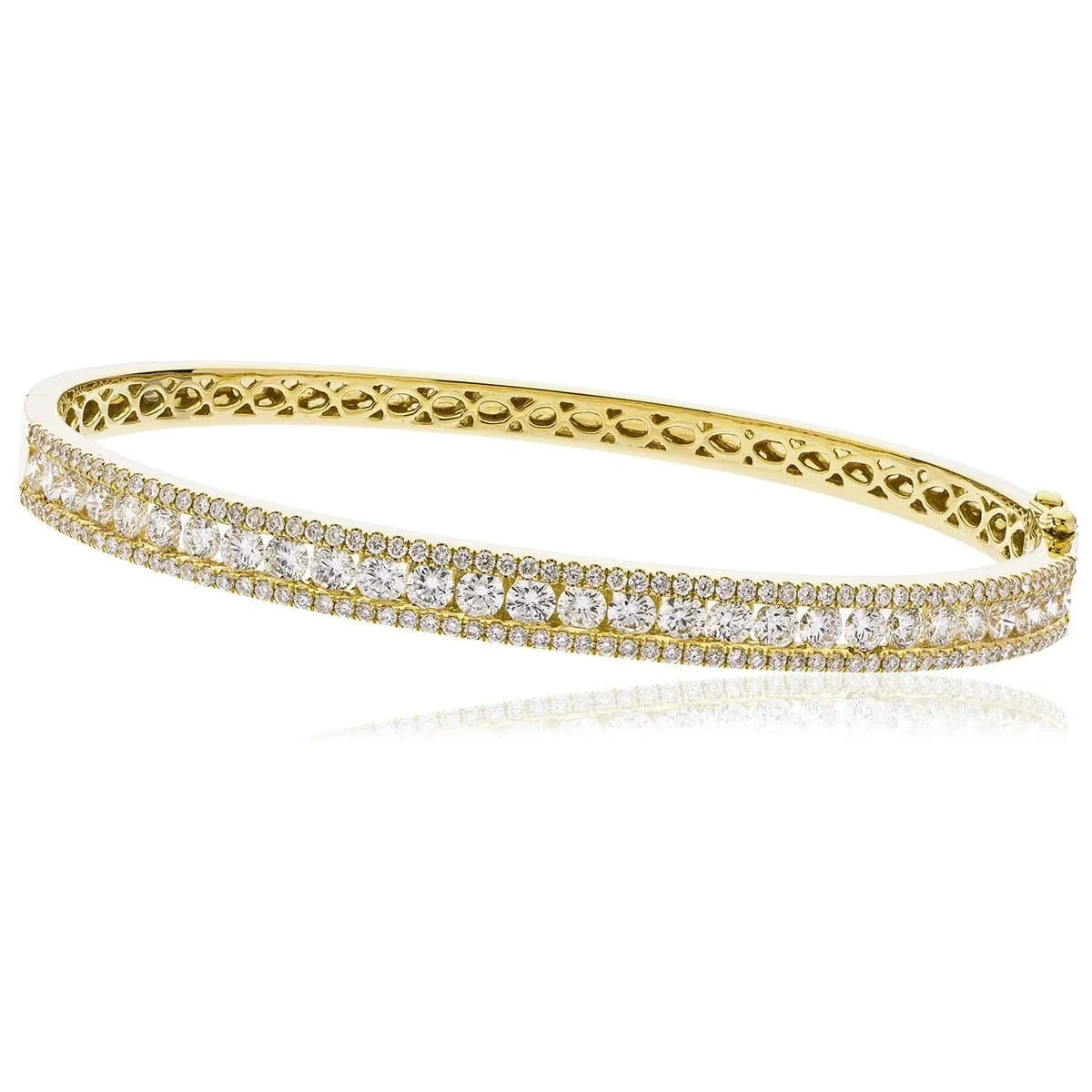 DIAMOND IN & OUT CHANNEL SETTING BANGLE IN 18K YELLOW GOLD