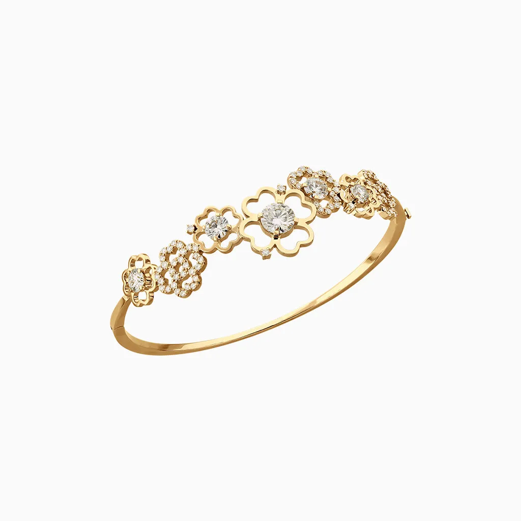 Diamond2 Multi-Flower Oval Bangle