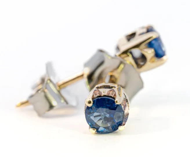 Elegant Gold-Plated Sapphire Stud Earrings - Timeless Elegance