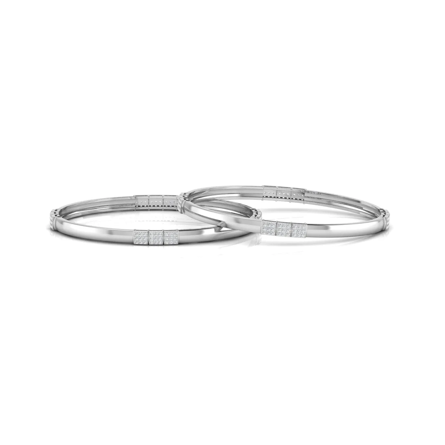 Fascinating Design Silver Bangle