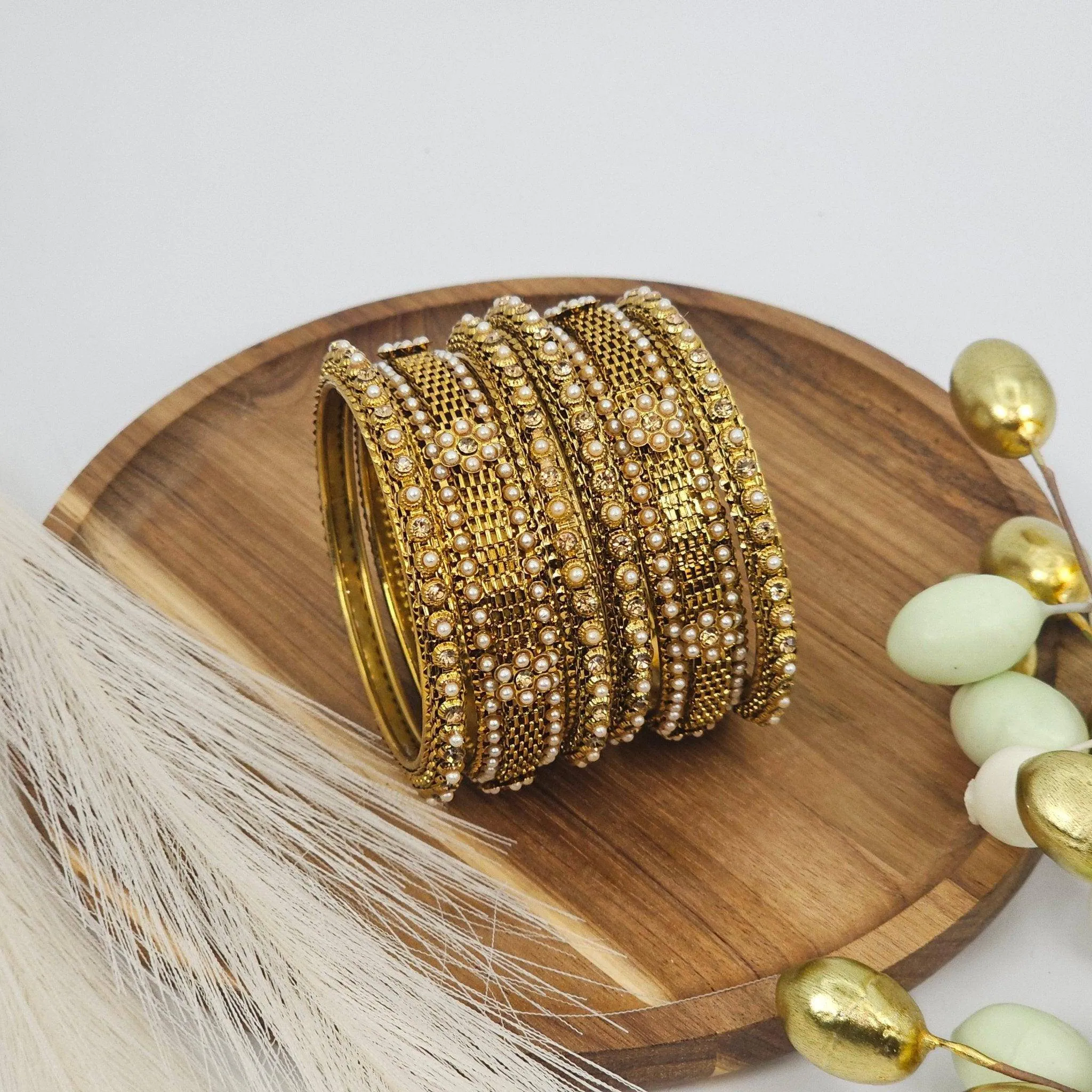 Set of 6 Pcs Gold Metal bangle set