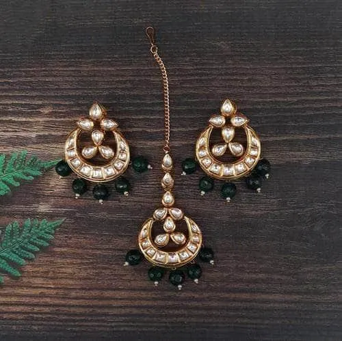 Simple Chand Teeka Earrings