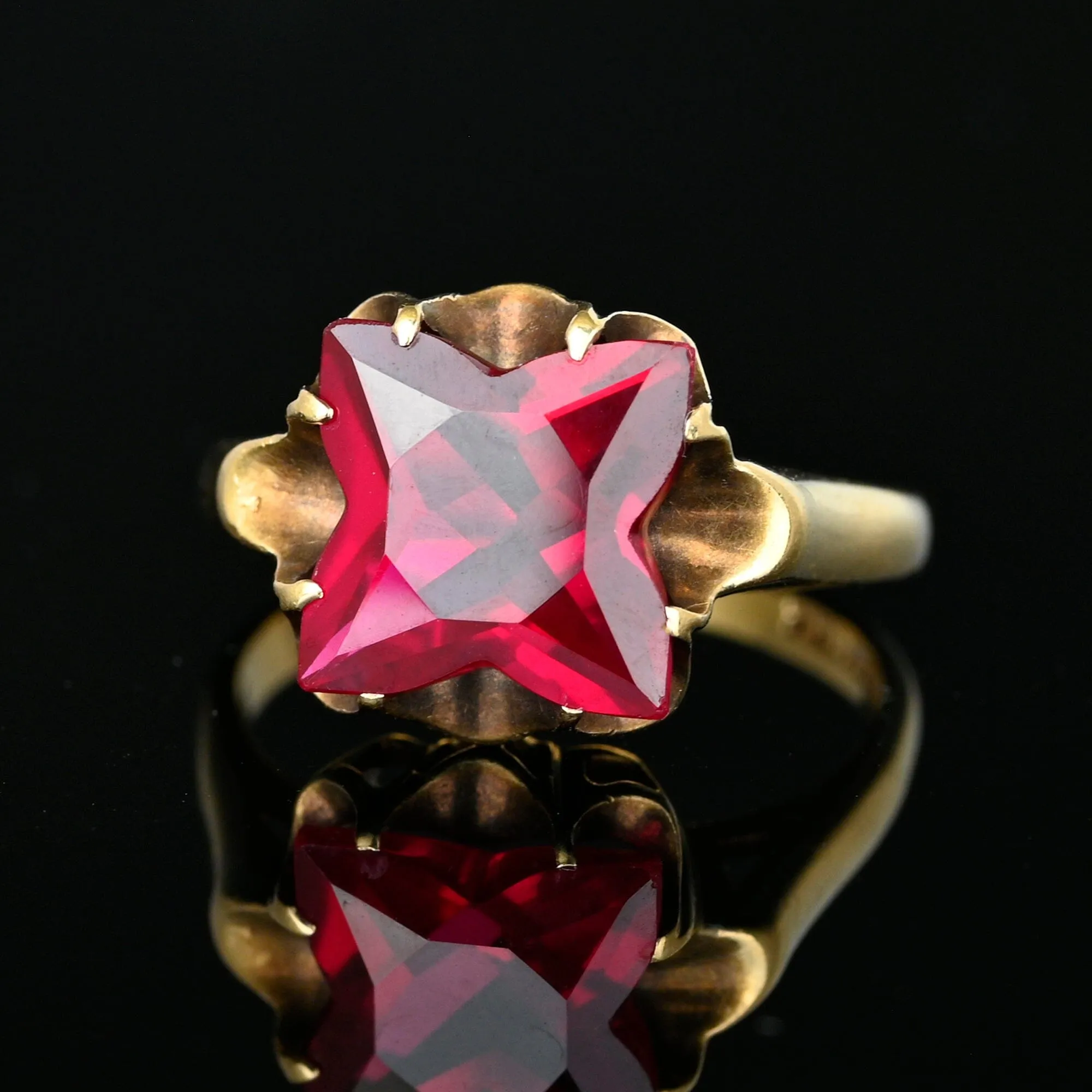 Vintage 10K Gold Buttercup Fancy Cut Ruby Ring