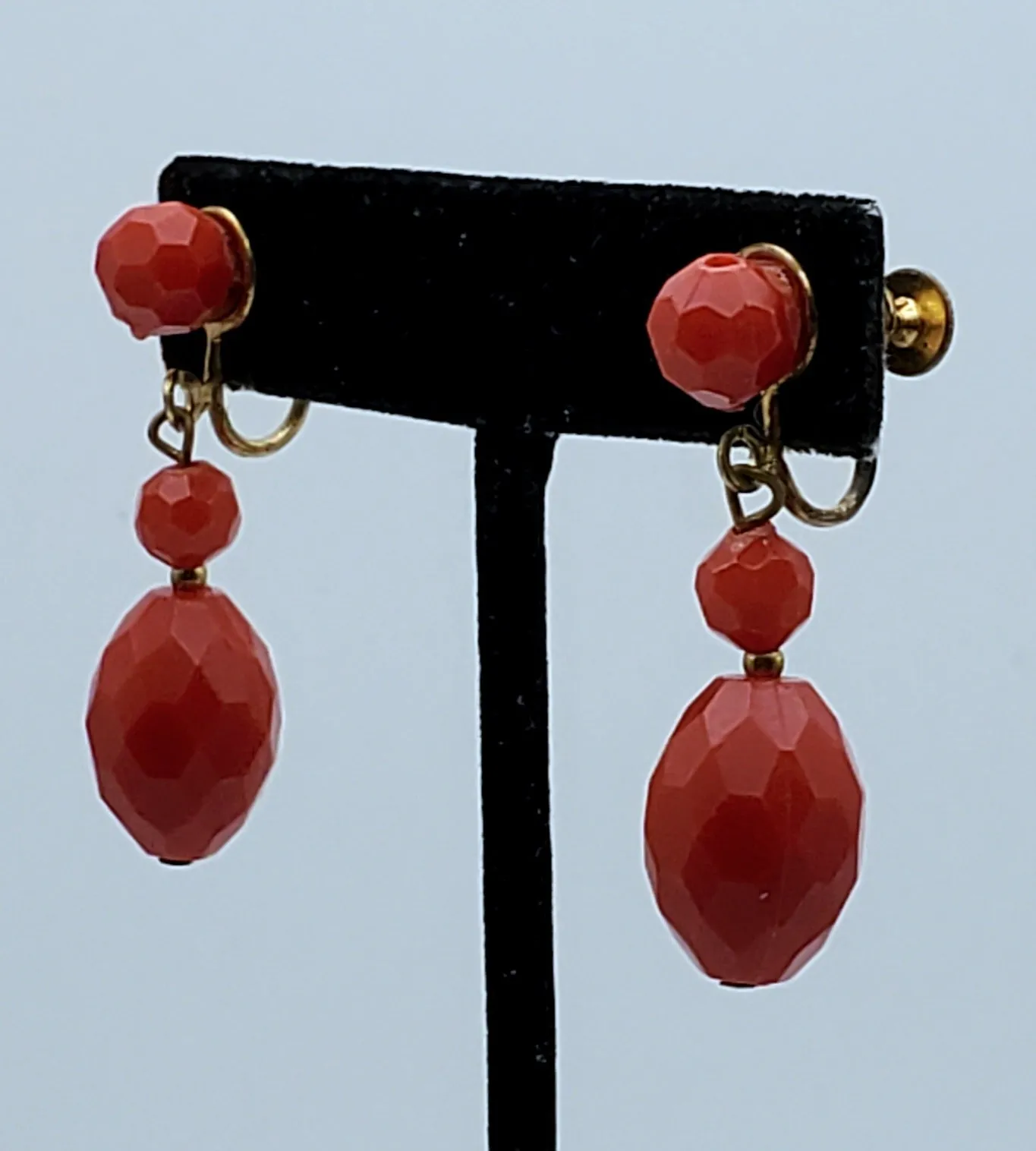 Vintage Faceted Red Plastic Bead Dangle Screw Back Earrings